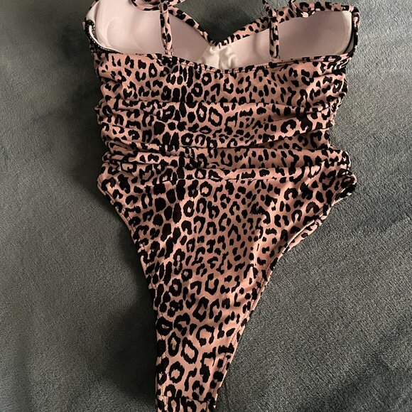 SHEIN, Leopard Print, Ruched, One Piece, High Leg, Cheeky Swimsuit - Picture 6 of 8
